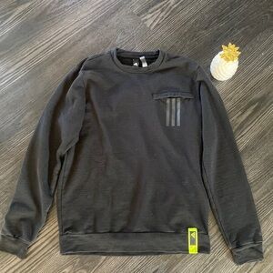 🍍Adidas 🍍 crew neck🍍sweatshirt 🍍size small🍍